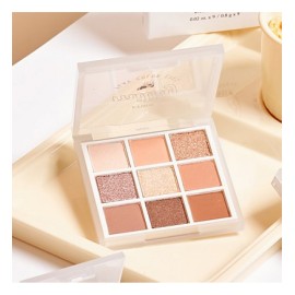 Play Color Eyes Milky New Year